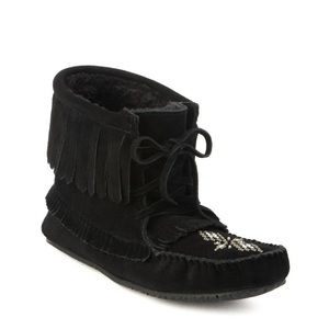 Manitobah Muk Luks Black Harvester Lined Bootie Size 7